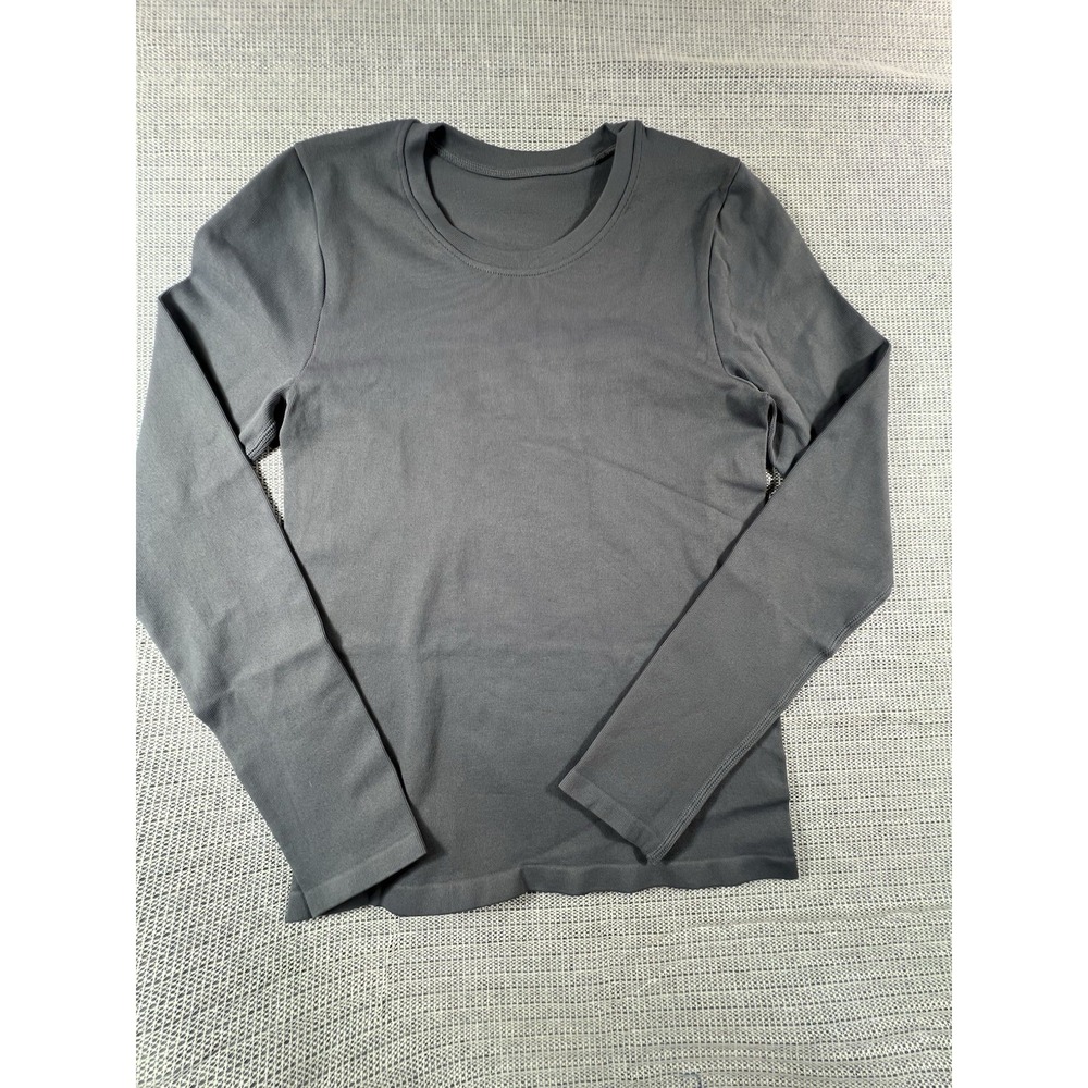 OQQ Womens Long Sleeve Top Crew Neck Stretch Fitted Layer T-Shirt Sz M Gray